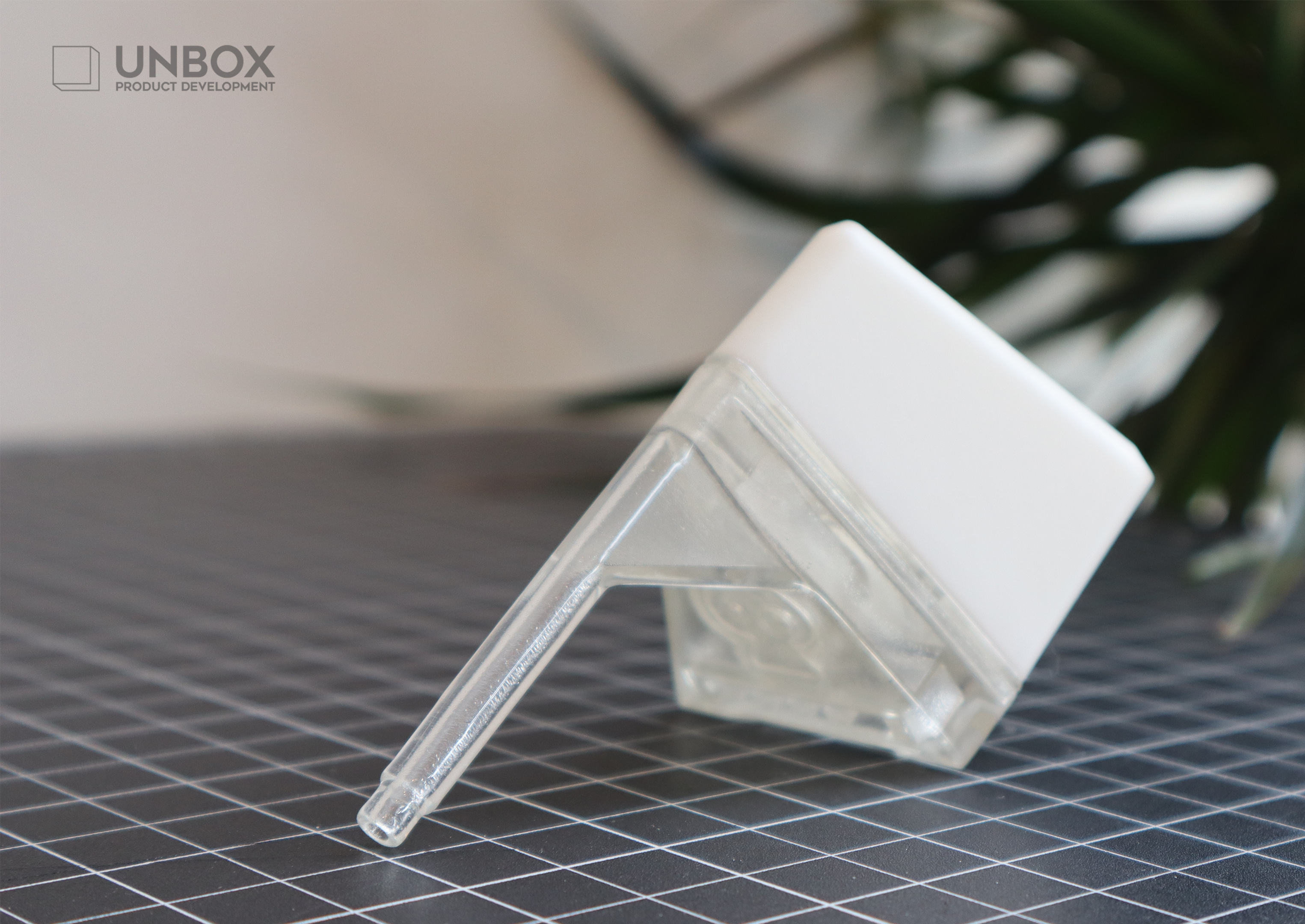 unbox, personal makeup dispenser, 3d printed makeup device